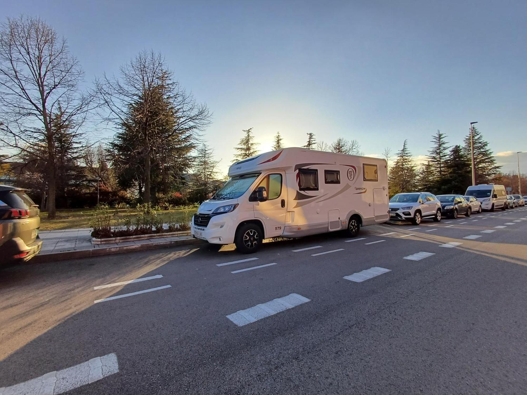 Autocaravana De Lujo Elnagh Madri Exterior foto